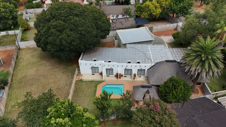 4 Bedroom Property for Sale in Flamwood North West